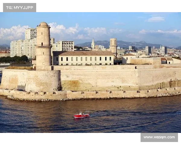 马赛及周边城市文化历史探访与地中海风情旅游指南 马赛及周边城市文化历史探访与地中海风情旅游指南